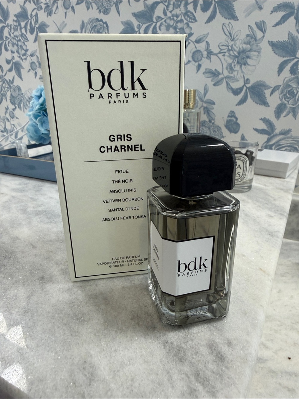 Gris Charnel EDP — Black/Gray Bottle